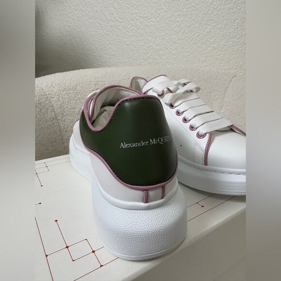 Alexander McQueen Oversized Leather Sneakers Size 39 - Picture 5 of 8